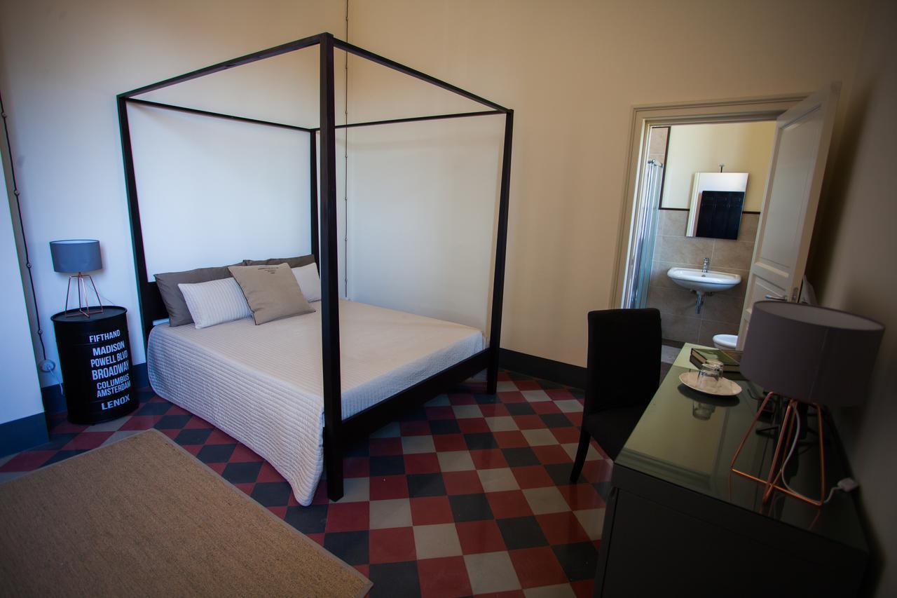 Le Stanze Del Capotreno Bed & Breakfast Багерия Екстериор снимка